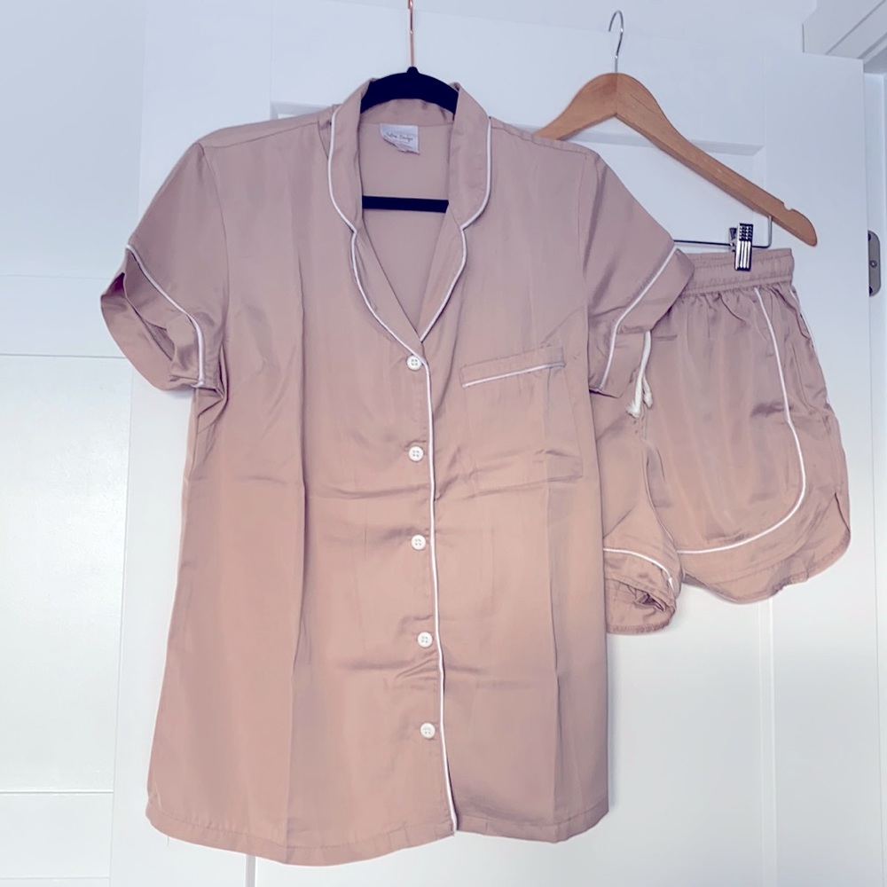 Mauve PJ short set.